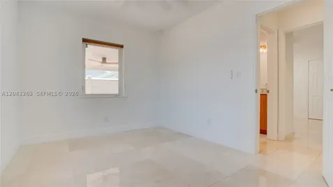 500 SW 51st Court Miami FL 33134