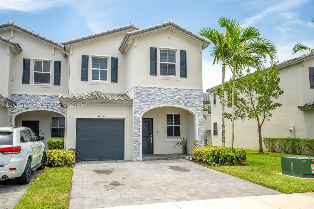 2670 SE 12th Street Homestead FL 33035