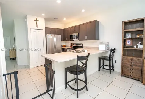 2670 SE 12th Street Homestead FL 33035