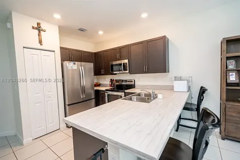 2670 SE 12th Street Homestead FL 33035