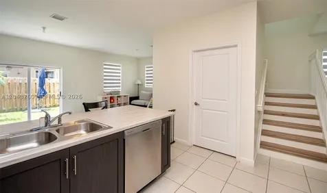 2670 SE 12th Street Homestead FL 33035