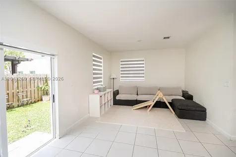 2670 SE 12th Street Homestead FL 33035