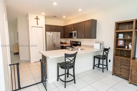 2670 SE 12th Street Homestead FL 33035