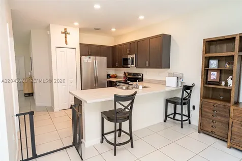 2670 SE 12th Street Homestead FL 33035
