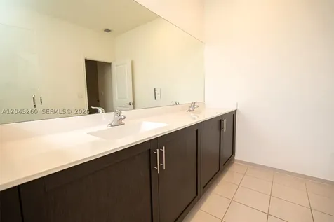 2670 SE 12th Street Homestead FL 33035