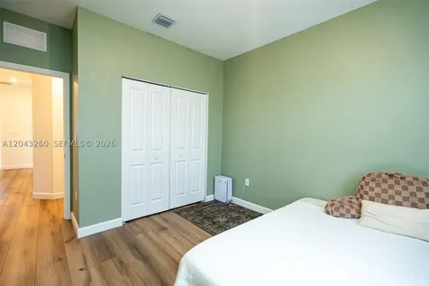 2670 SE 12th Street Homestead FL 33035