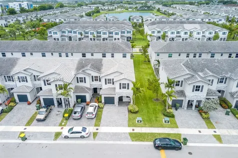 2670 SE 12th Street Homestead FL 33035