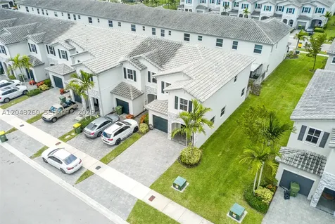 2670 SE 12th Street Homestead FL 33035