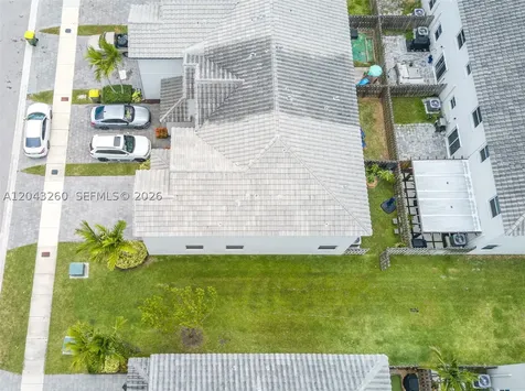 2670 SE 12th Street Homestead FL 33035