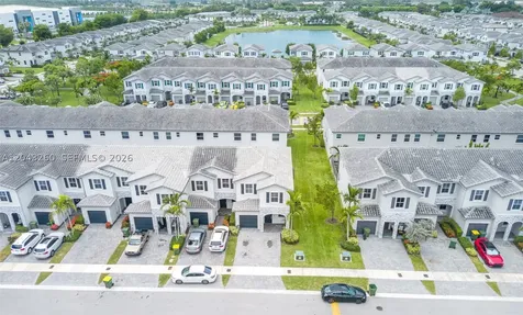 2670 SE 12th Street Homestead FL 33035