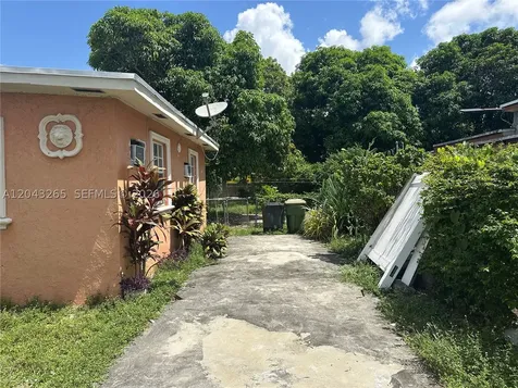 North Miami FL 33168