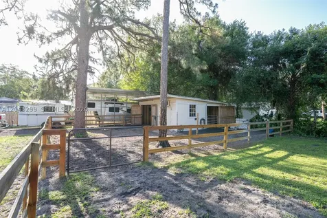 15160 Scotts Place Loxahatchee FL 33470
