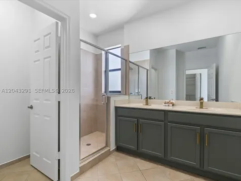 11628 NW 87th Lane Doral FL 33178