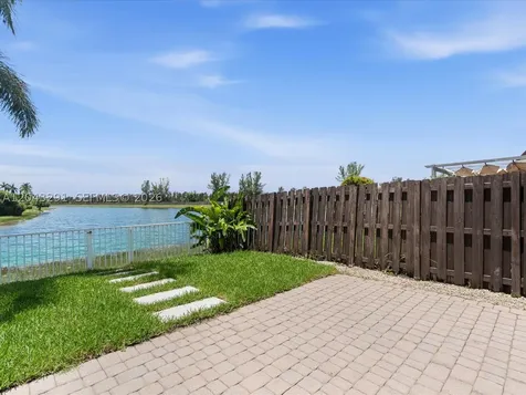 11628 NW 87th Lane Doral FL 33178