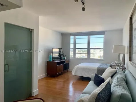 100 Lincoln Road Miami Beach FL 33139