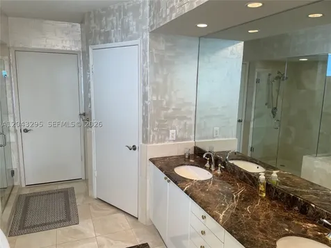 17555 Collins Avenue Sunny Isles Beach FL 33160