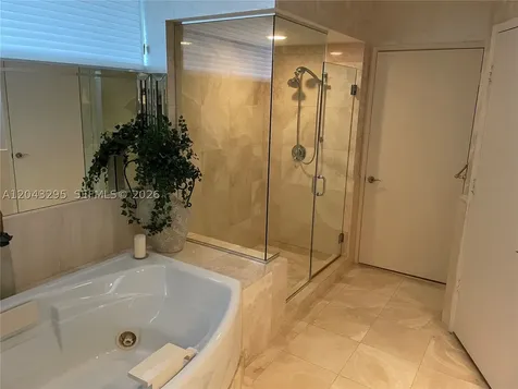 17555 Collins Avenue Sunny Isles Beach FL 33160
