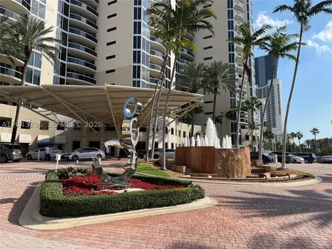 17555 Collins Avenue Sunny Isles Beach FL 33160