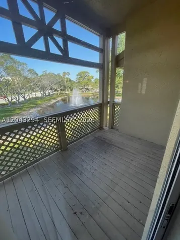 4751 Via Palm Lakes West Palm Beach FL 33417