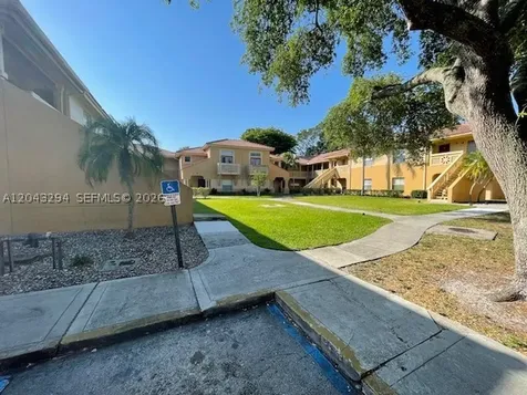 4751 Via Palm Lakes West Palm Beach FL 33417