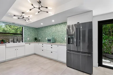 9200 NE 12th Avenue Miami Shores FL 33138