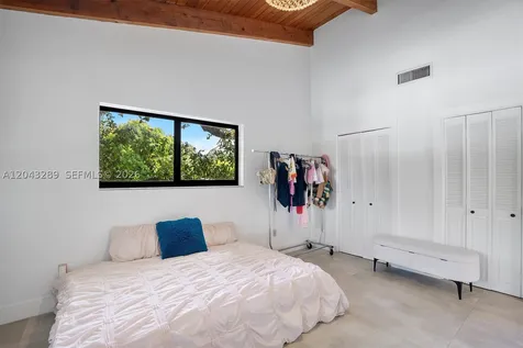 9200 NE 12th Avenue Miami Shores FL 33138