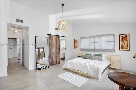 9200 NE 12th Avenue Miami Shores FL 33138