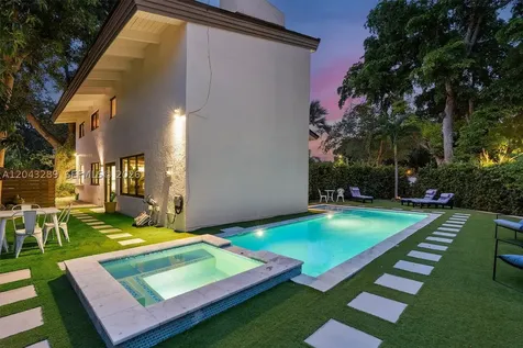 9200 NE 12th Avenue Miami Shores FL 33138