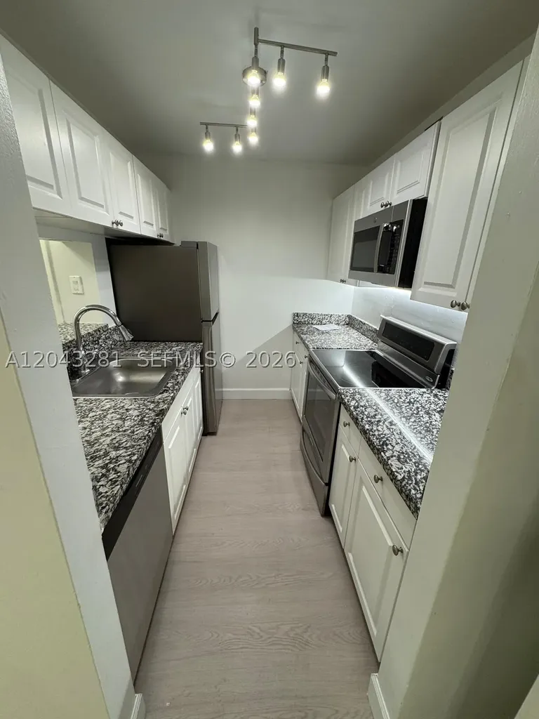 4341 W Mcnab Road Pompano Beach FL 33069