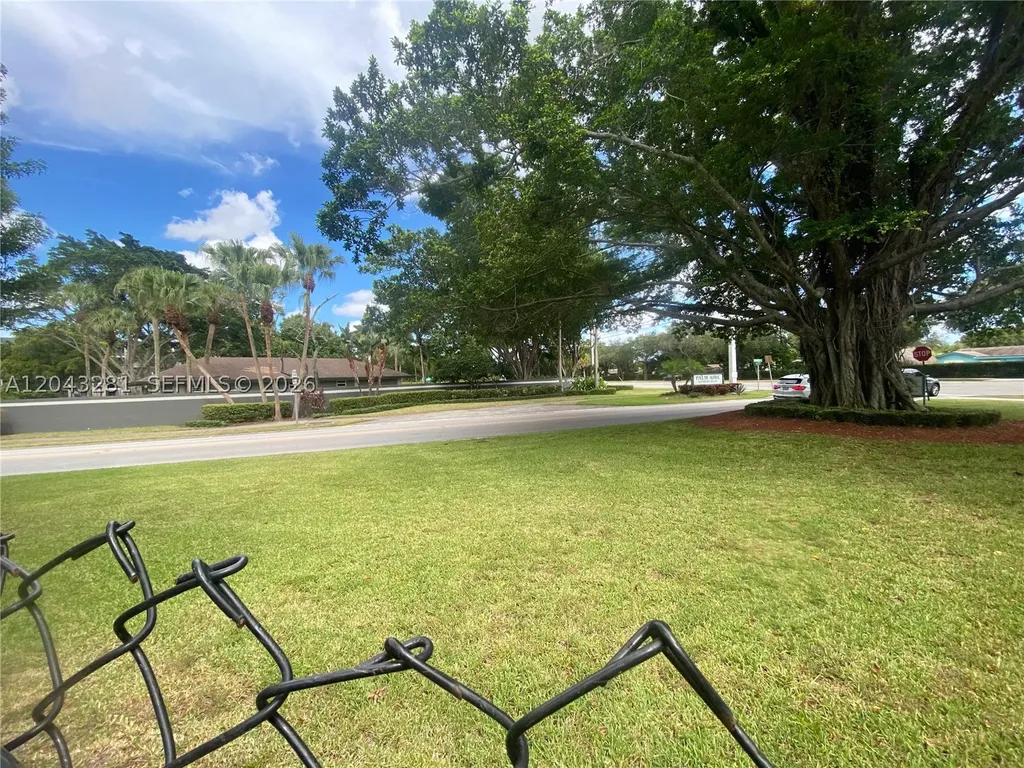 4341 W Mcnab Road Pompano Beach FL 33069