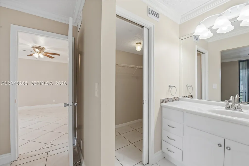 3361 NW 85th Avenue Coral Springs FL 33065