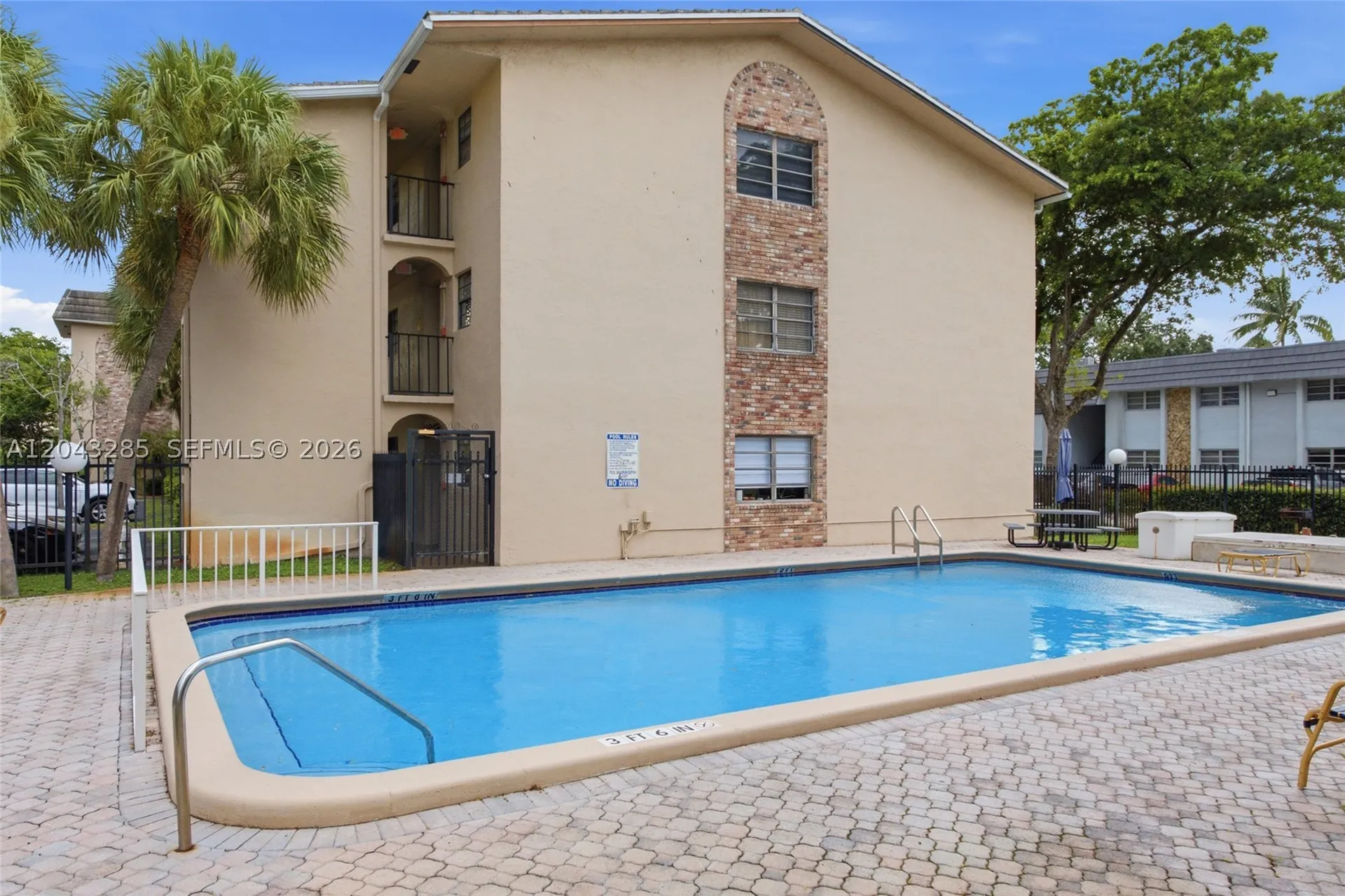 3361 NW 85th Avenue Coral Springs FL 33065