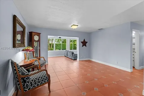 8341 SW 14th Street Miami FL 33144