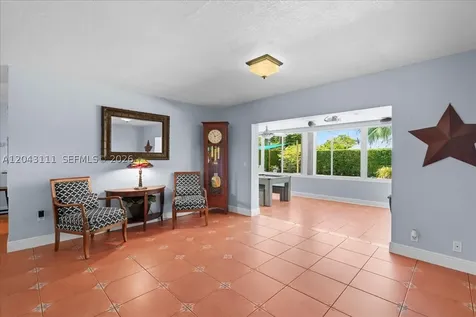 8341 SW 14th Street Miami FL 33144