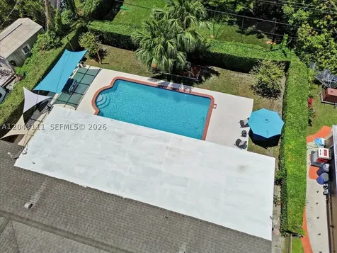 8341 SW 14th Street Miami FL 33144