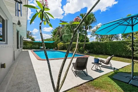 8341 SW 14th Street Miami FL 33144