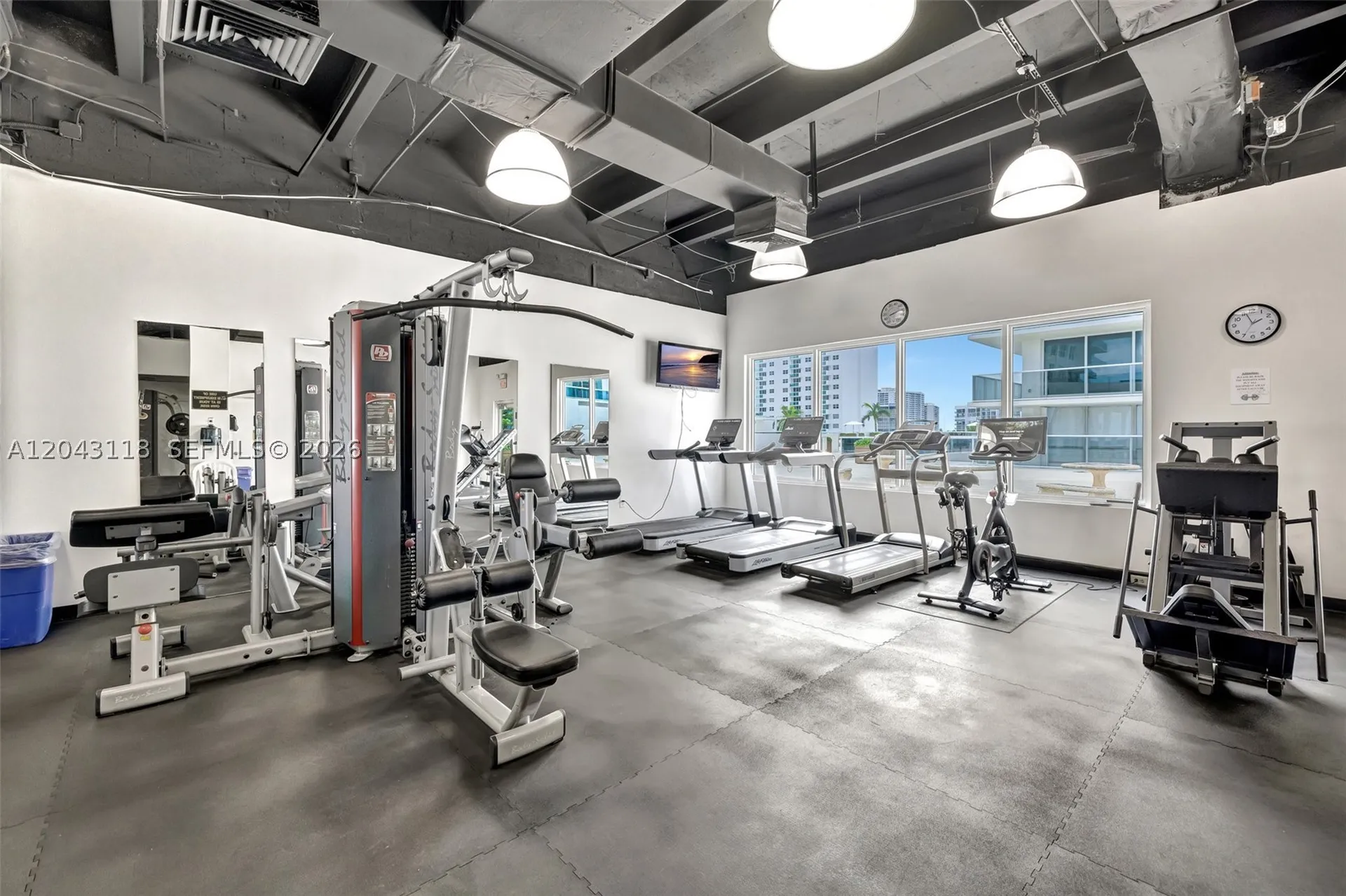 2751 S Ocean Drive Hollywood FL 33019