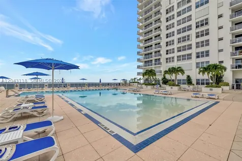 2751 S Ocean Drive Hollywood FL 33019
