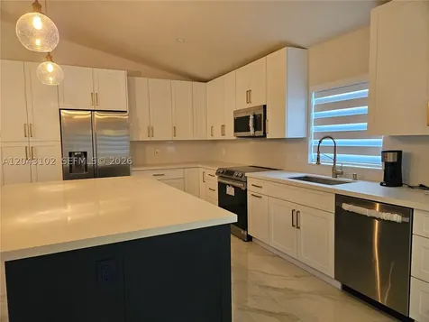 Pembroke Pines FL 33028