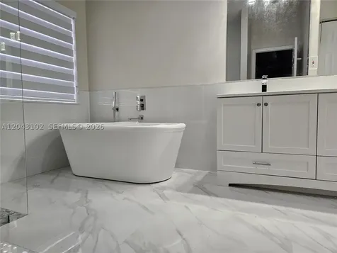 Pembroke Pines FL 33028