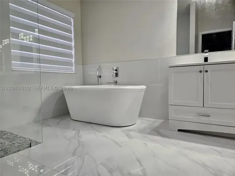 Pembroke Pines FL 33028
