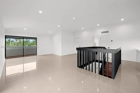 9001 SW 94th Street Miami FL 33176