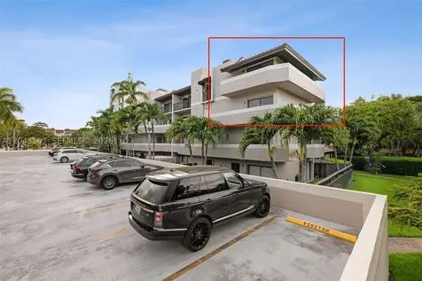9001 SW 94th Street Miami FL 33176