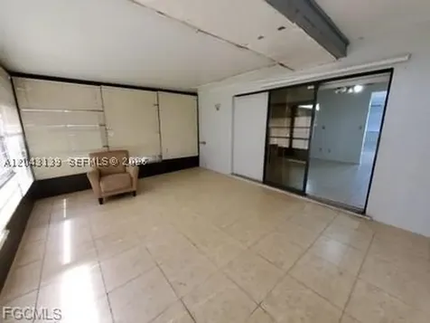 4619 SW 7th Place Cape Coral FL 33914