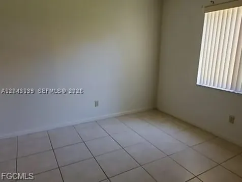 4619 SW 7th Place Cape Coral FL 33914