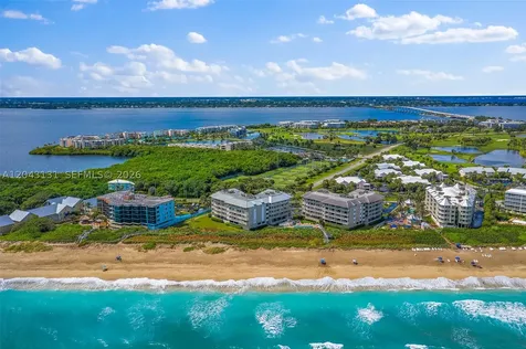145 NE Edgewater Drive Hutchinson Island FL 34996