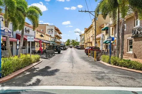 145 NE Edgewater Drive Hutchinson Island FL 34996