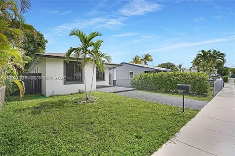 222 SW 3rd Terrace Dania Beach FL 33004