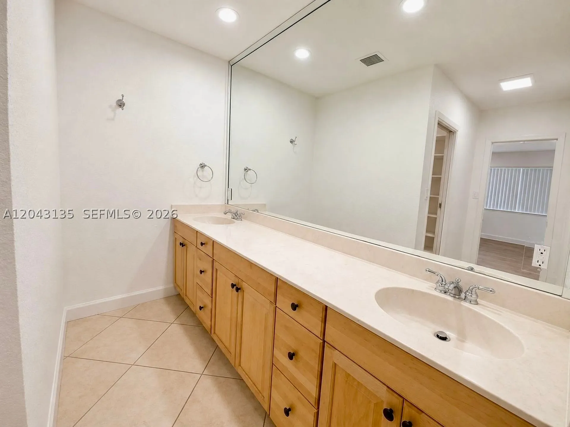 2271 SW 30th Terrace Fort Lauderdale FL 33312