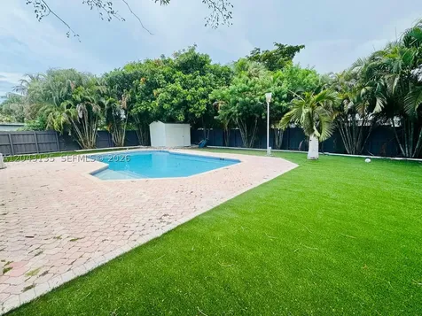 2271 SW 30th Terrace Fort Lauderdale FL 33312